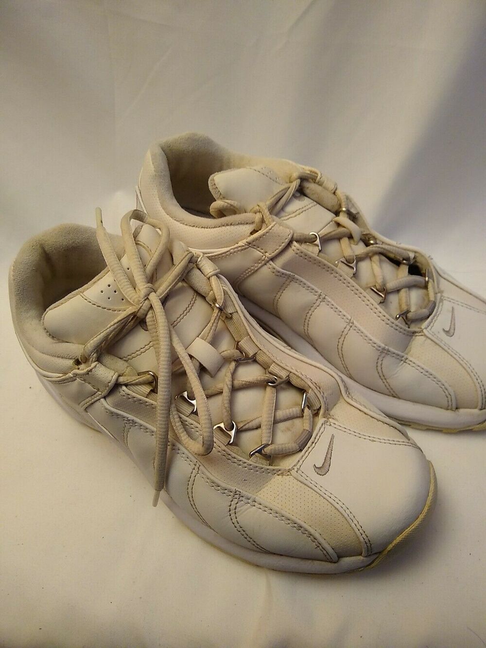 Nike Trainer 342417-101 White Training Shoes Lace Up Low Top Women's Size 10
